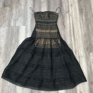 Elegant Black Lace Dress Self Portrait size USA 6 Women’s